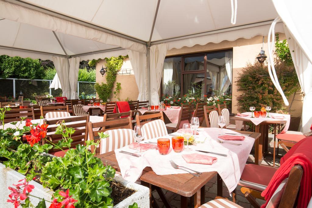 Hotel Restaurant Au Relais D'Alsace Rouffach Exterior foto